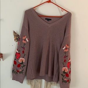American Eagle embroidered sweater